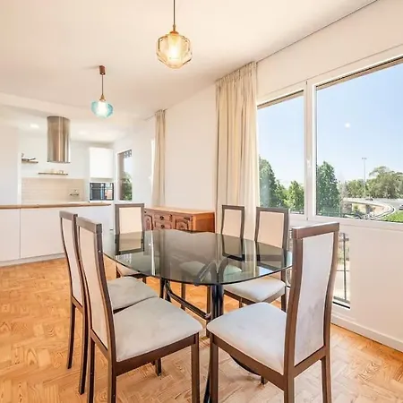 Guestready - Retro Design In Olivais-3
